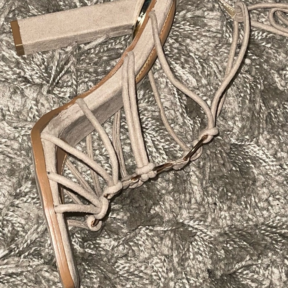 Sandals - Picture 5 of 6
